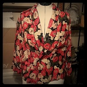 Floral patterned blazer.